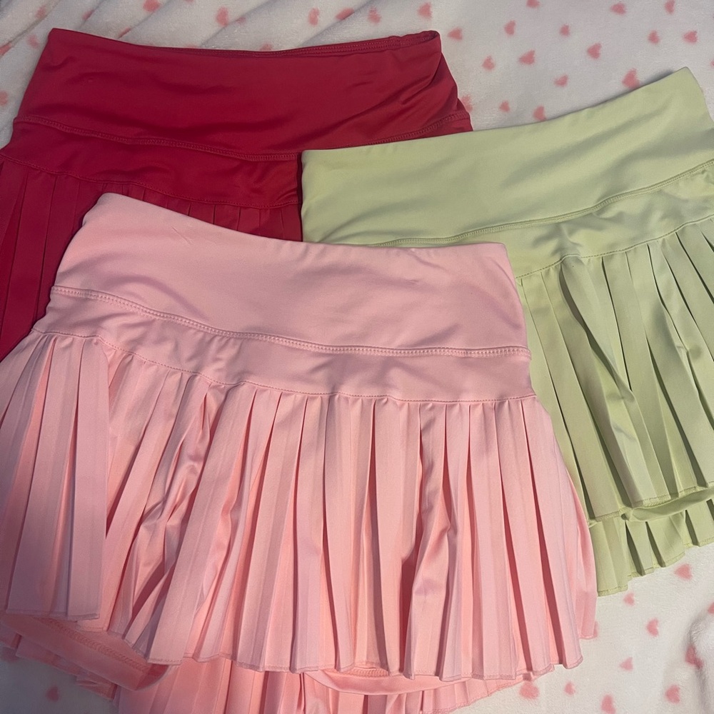 gold hinge skirt lot